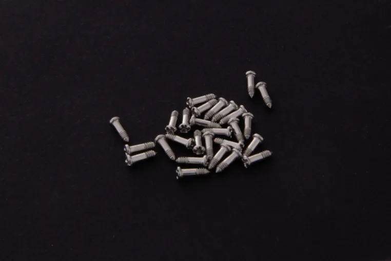 Orrtámasz csavar|opticraft.eu