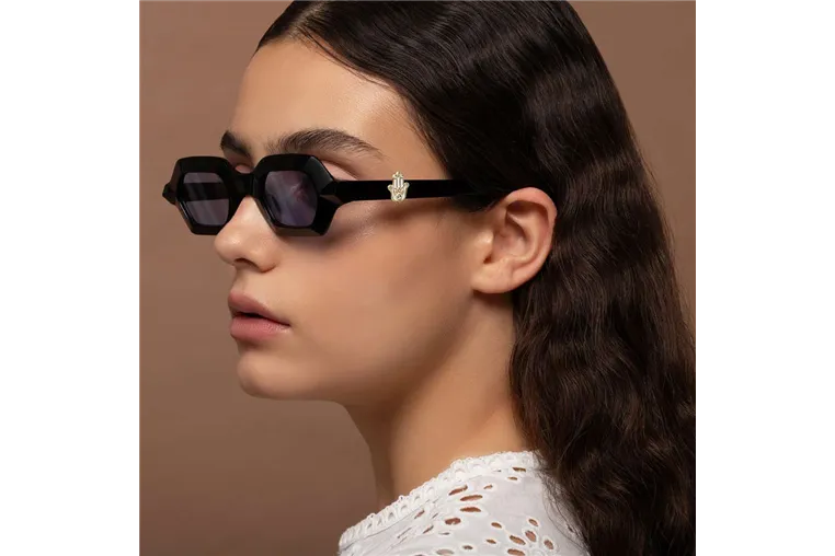 Cloozz glasses charm|opticraft.eu